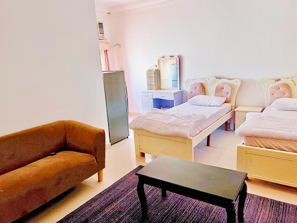 Al Tharya Furnished Apartments Awqad Bayt Fadil 외부 사진